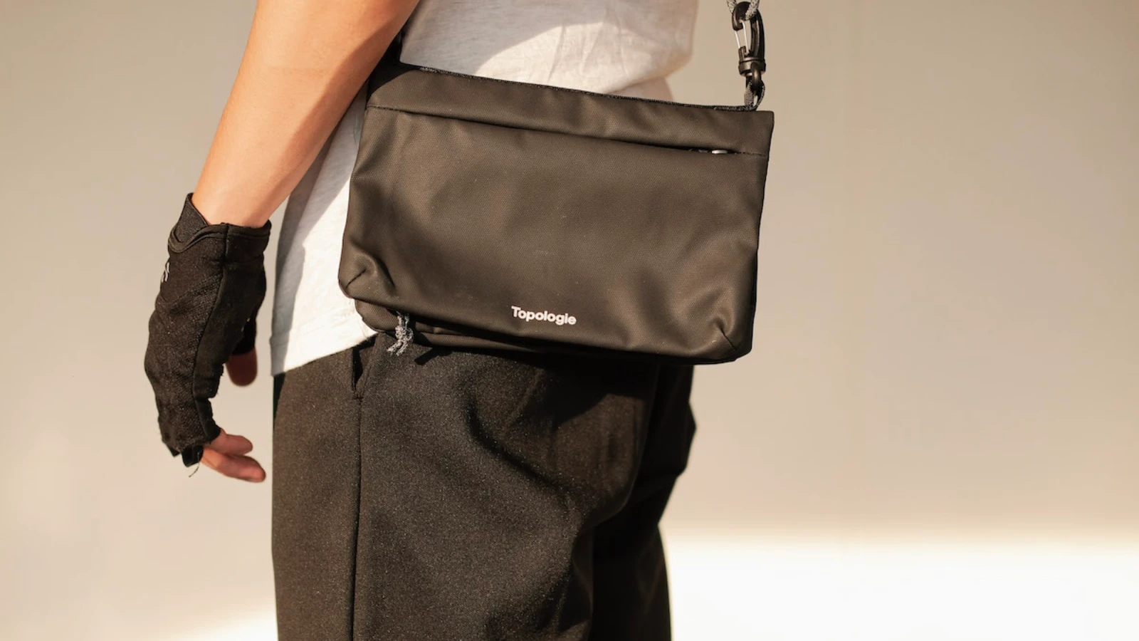Topologie Review: The Most Distinctive Phone Strap Brand — With a Returns Process That Feels Scammy