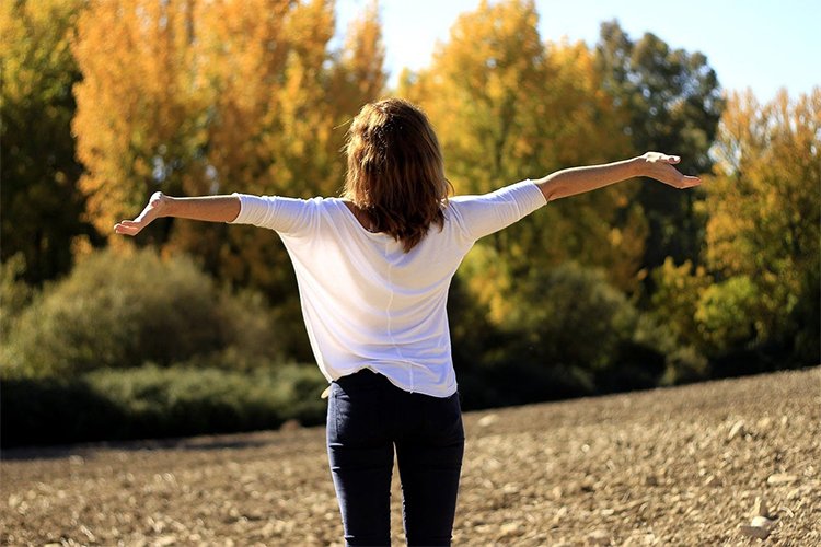 "Radiant Living: Ignite Your Path to Positivity and Well-Being – Embrace a Lifestyle Illuminated with Vibrance"