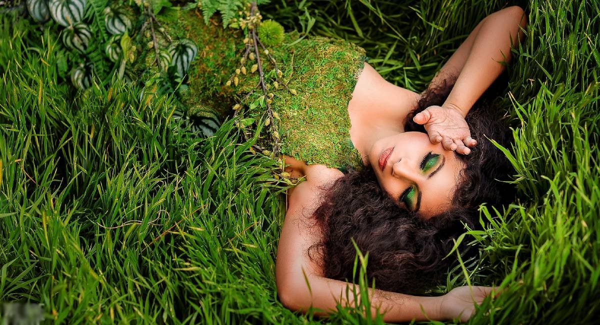 “Goddess Glamour: Unveiling the Alchemy of Beauty with Transformative Trends for the Modern Era”