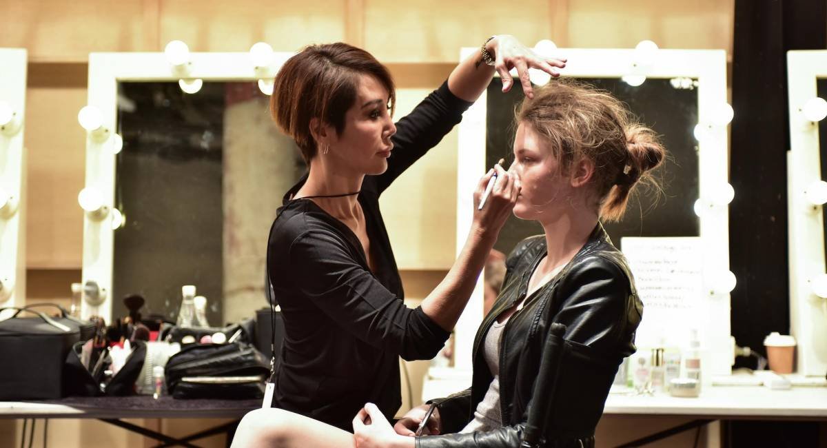 “Timeless Allure: Charting the Infinite Appeal of Beauty in a Dynamic and Ever-Evolving Terrain.”