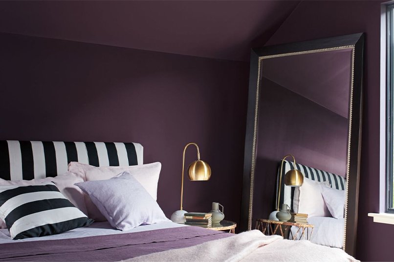 Color Drenching Bedroom Ideas for a Cozy Room That Doesn’t Feel Too Dark