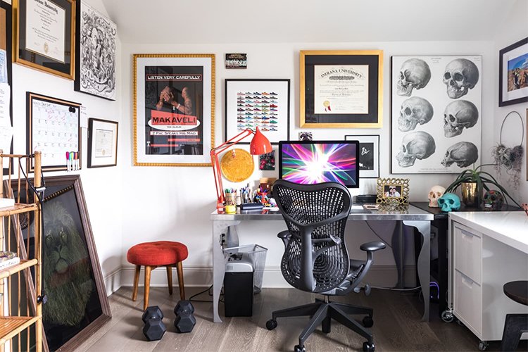 Cozy Desk Corner Ideas for Small Rooms That Don’t Have Space for a Real Office