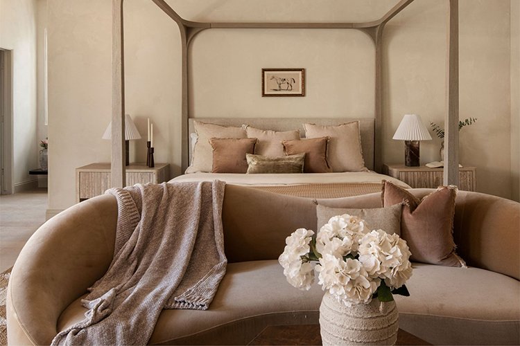 Small Cozy Bedroom Ideas for a Room That Feels Soft, Warm, and Actually Lived In