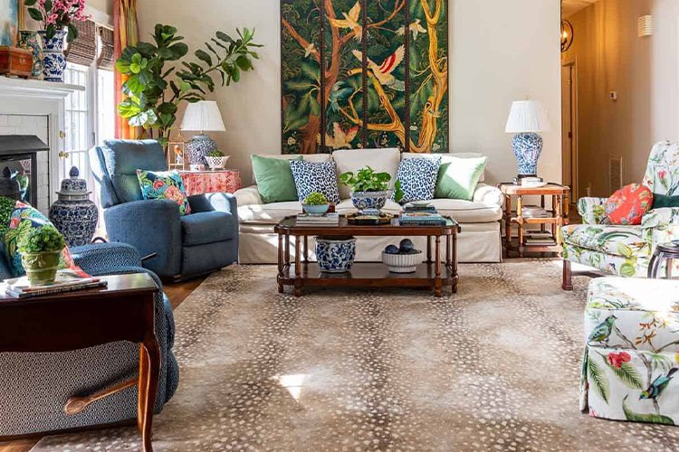 How to Decorate a Living Room When Everything Feels a Bit Off