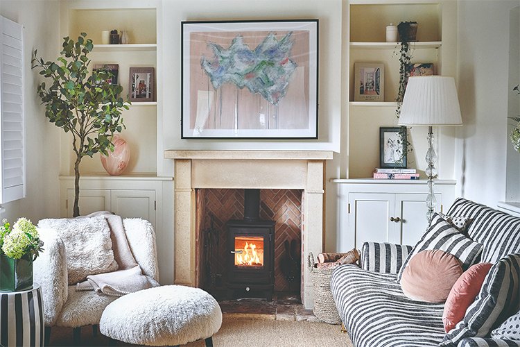 Budget Room Decor Ideas That Make Your Space Feel Better Without Spending Much
