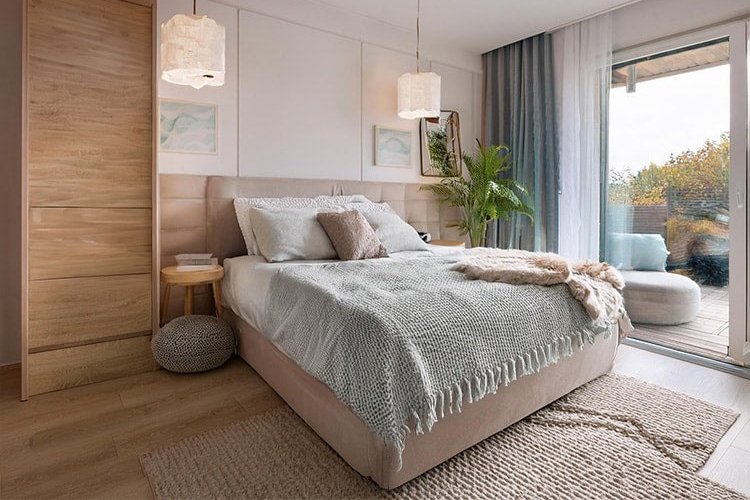 Small Bedroom Decor Ideas That Make a Tiny Room Feel Calm, Not Cramped