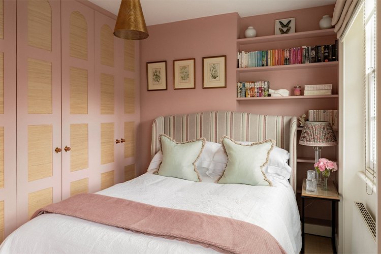 Small Bedroom Decor Ideas That Make a Tiny Room Feel Calm, Not Cramped