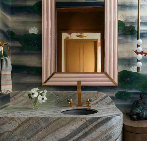 Wallpaperdirect Review — The UK’s Most Comprehensive Wallpaper Retailer, With Batch Matching That Demands Careful Ordering